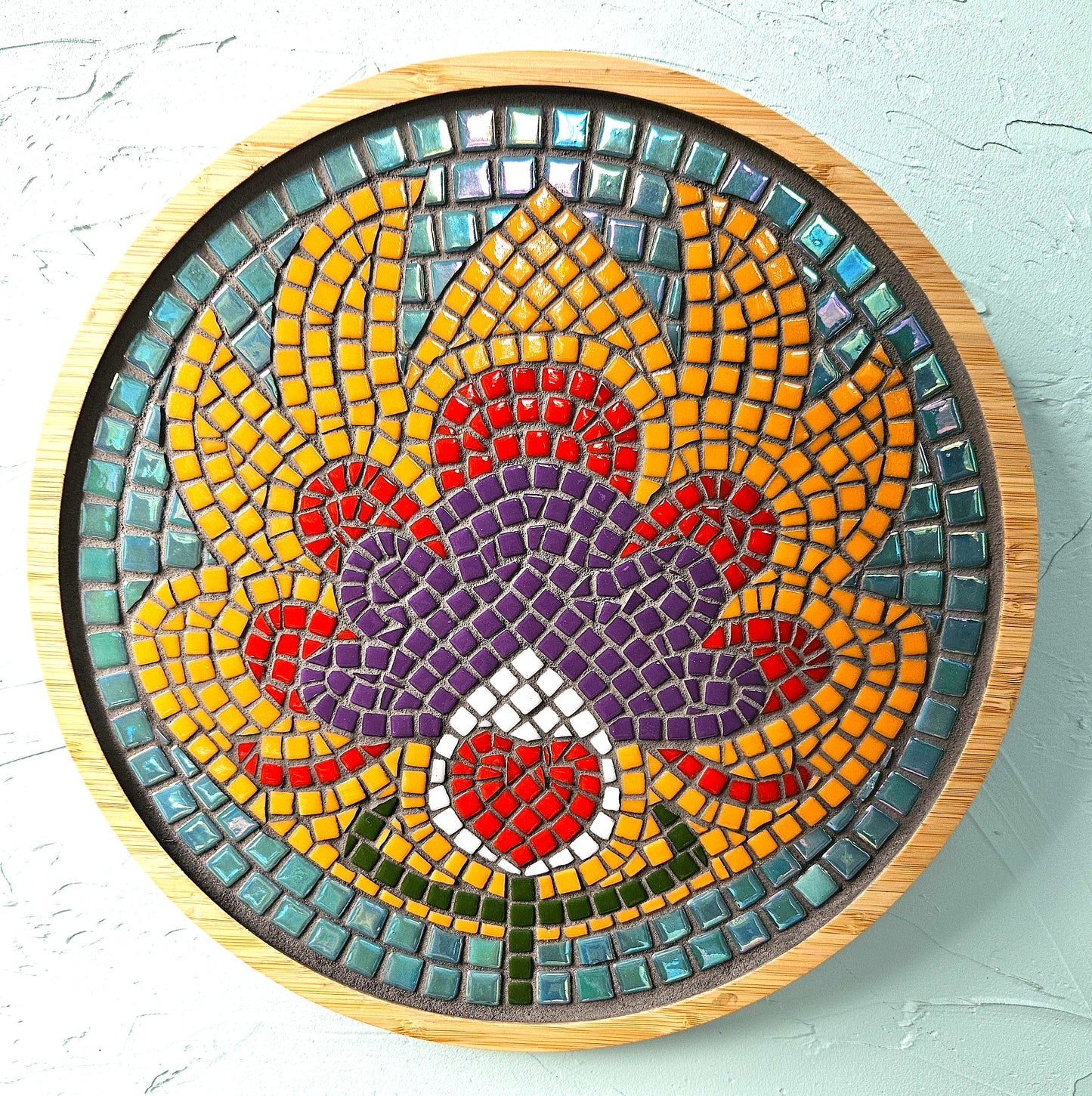 Folk Art Mosaic Trivet, Sat. & Sun., Jan. 17 & 18, 10am- 4pm, Instructor Jennifer Kuhns