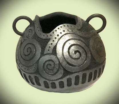 Black Gourd w Handles 339