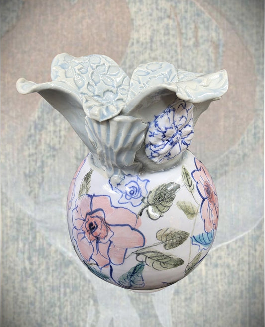Vase 19, Pink Roses